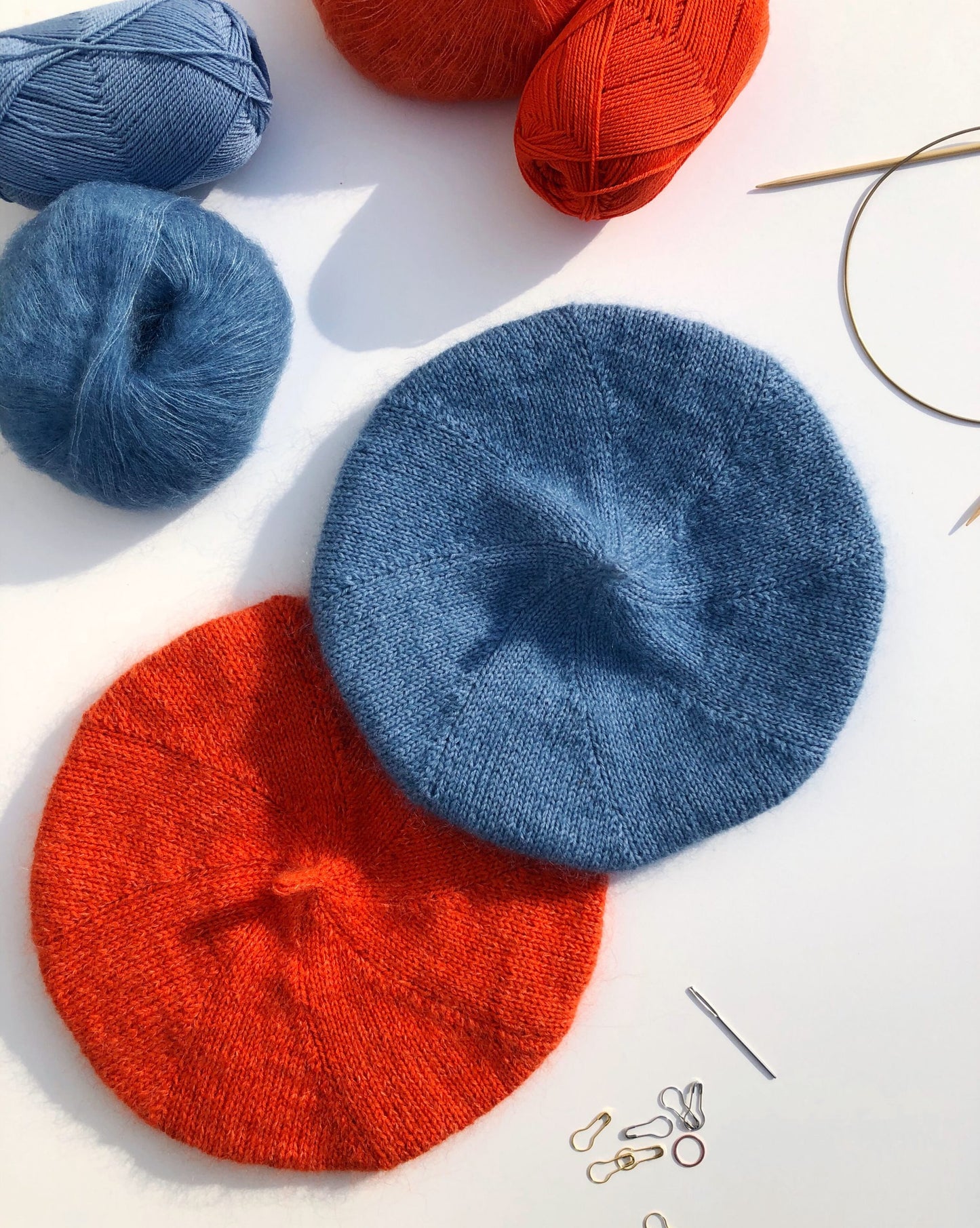 Beret Agatha - Strickanleitung Baskenmütze