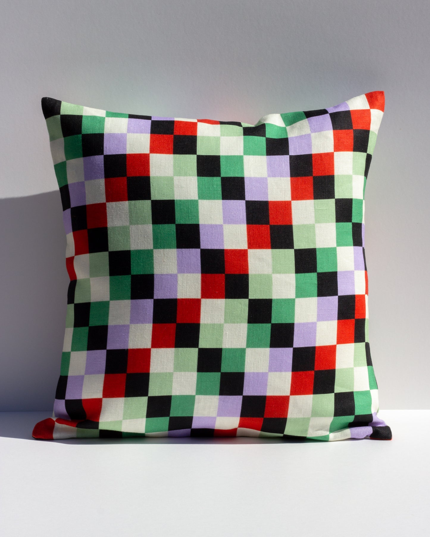 Margot & Me | Home Collection 2020 | KissenhĂĽlle Check, Leinen 40x40cm |Â Vorderseite
