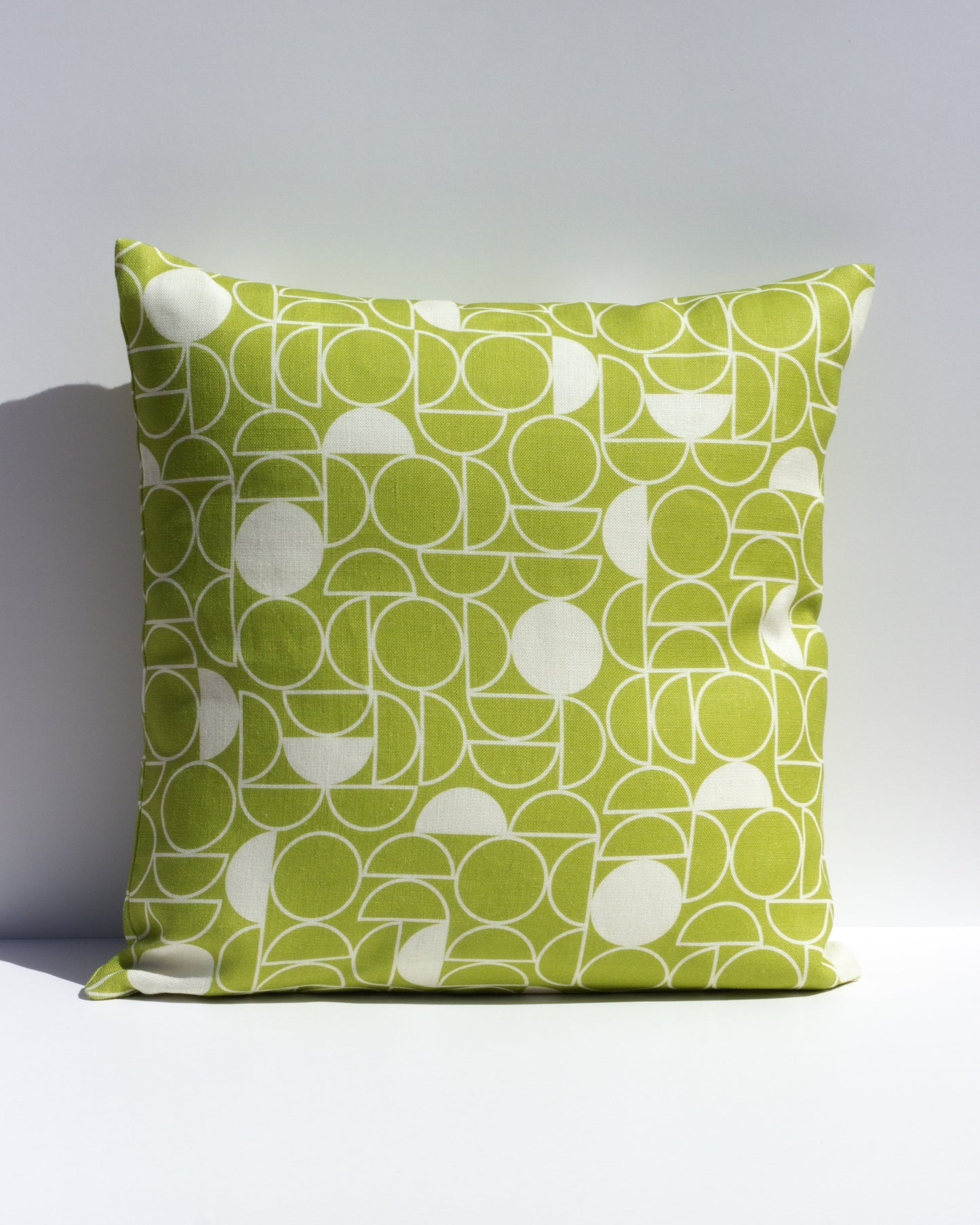 Margot & Me | Home Collection 2020 | KissenhĂĽlle Solar, Leinen 40x40cm |Â RĂĽckseite