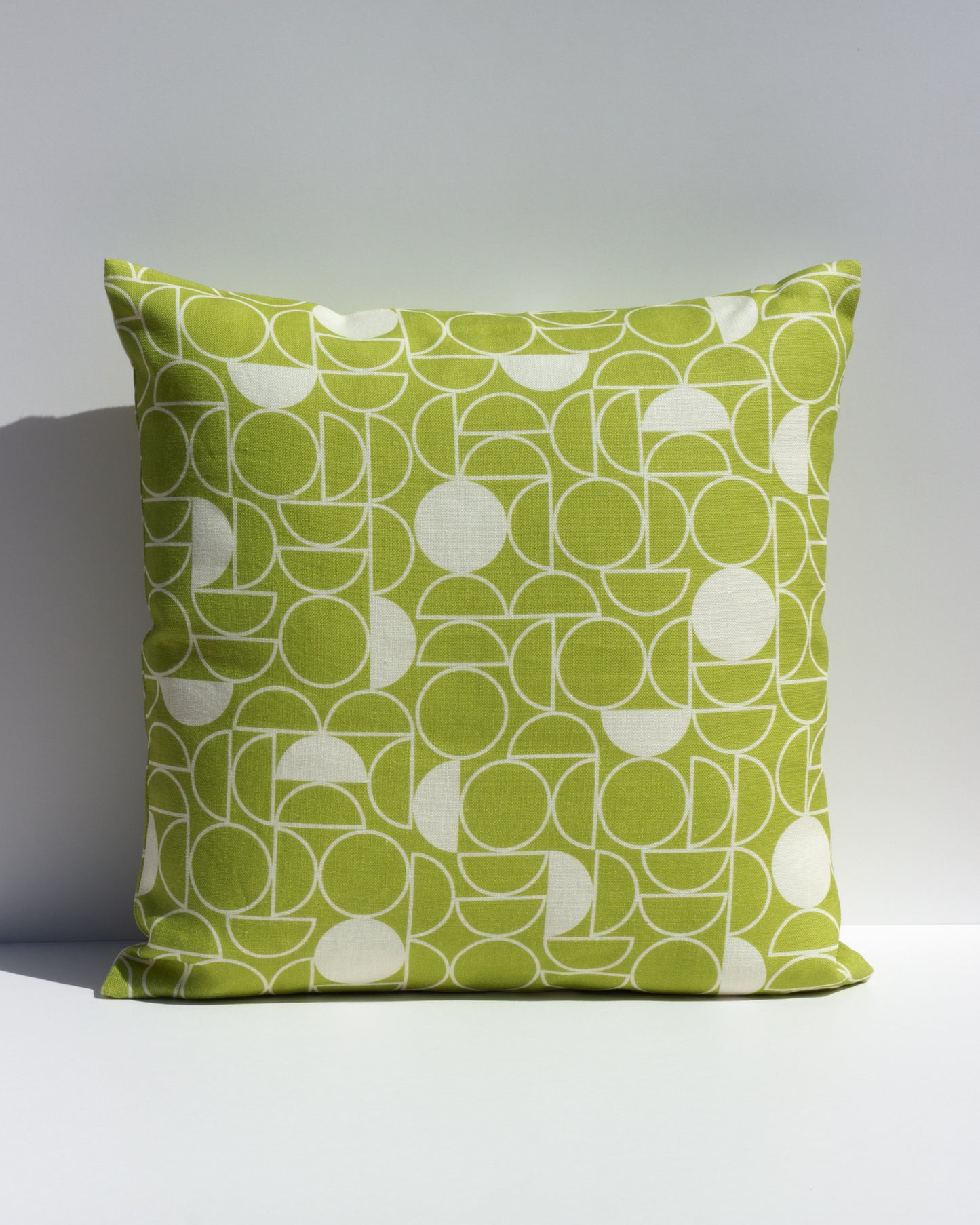 Margot & Me | Home Collection 2020 | KissenhĂĽlle Solar, Leinen 40x40cm |Â Vorderseite