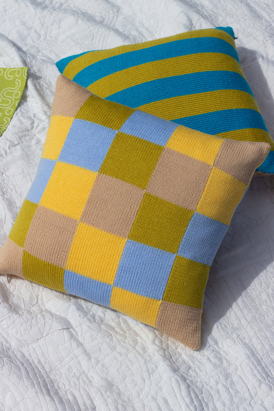 Margot & Me | Home-Collection 2020 | Lookbook | Strickkissen Stripes