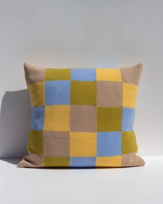 Margot & Me | Home Collection 2020 | Strickkissen Harmony aus Merinowolle 35x35cm | Vorderseite