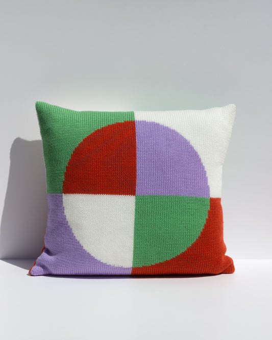 Margot & Me | Home Collection 2020 | Strickkissen Pie aus Merinowolle 35x35cm | Vorderseite